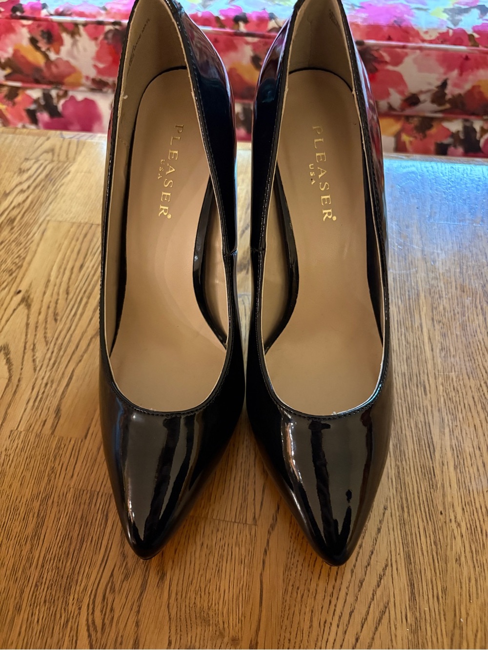 Pleaser Amuse-20 Black Patent Heels